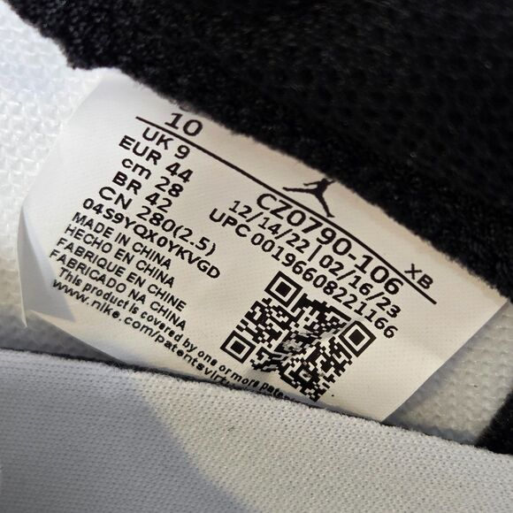 Nike Air Jordan 1 Retro Low OG Black Toe (2023) Men's 10 DS OG All CZ0790-106 - Picture 7 of 9